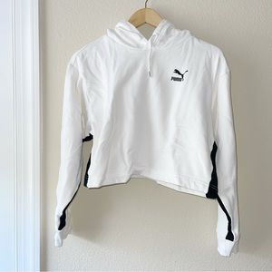 NWOT Puma Cropped Hooded Sweatshirt Hoodie - Size S